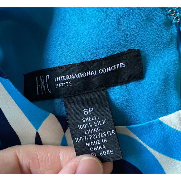 INC Womens Petite Size 6P Sleeveless Mod Print Silk Back Zip Tank Top Shirt - Picture 7 of 7